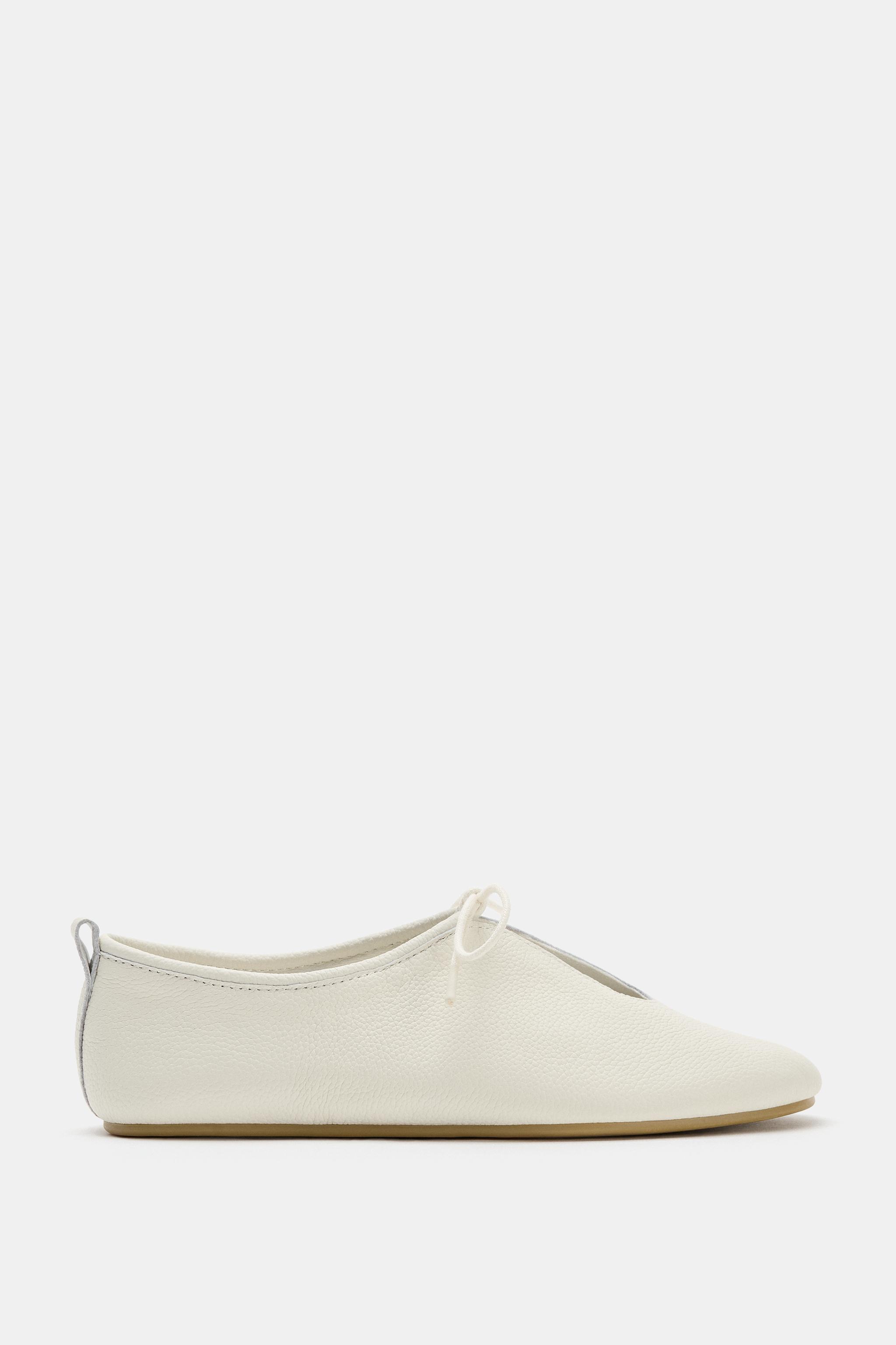 BALLERINES EN CUIR